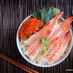 Ikura and Ebi Chirashi for Hinamatsuri (Cod Roe and Shrimp Scattered Sushi for Japanese Girls’ Day 2014)