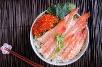 Ikura and Ebi Chirashi for Hinamatsuri (Cod Roe and Shrimp Scattered Sushi for Japanese Girls’ Day 2014)