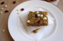 Chewy Granola Bars with Dried Cranberries, Yogurt Chips & Blueberry Flaxseed