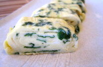 Horenso Tamagoyaki (Japanese Spinach & Egg Roulade)