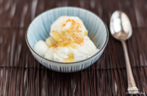 WELCOME! Ice Cream with Shiratama Mochi and Kinako (soybean flour)