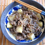 Niku Jyaga (Japanese Simmered Beef & Potatoes)